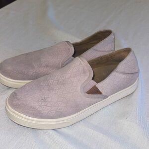 OLUKAI Pahuea Women’s Size 8 Pink Slip On Suede Loafer Sneaker Slipper Shoes